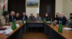 В Общественной палате Абхазии прошло заседание на тему подготовки к летнему курортному сезону.