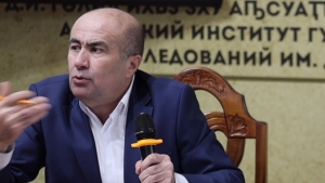 Выступление члена Общественной палаты Хакана Кочу в завершении круглого стола &laquo;Демографическое развитие: стратегия и механизмы&raquo;